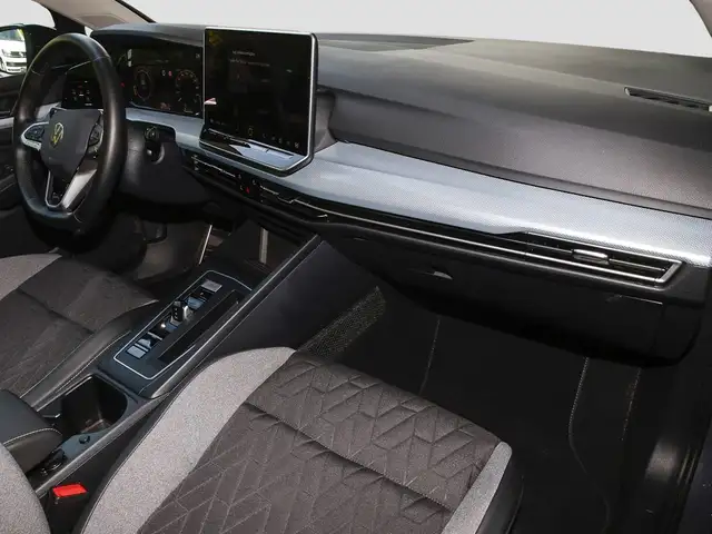 Volkswagen Golf view 10