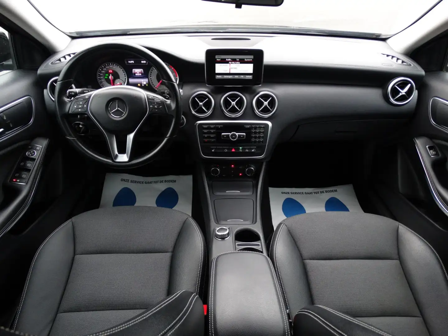 Mercedes-Benz A 180 CDI Ambition - AUTOMAAT - STOEL VERWARMING - CLIMA Black - 2