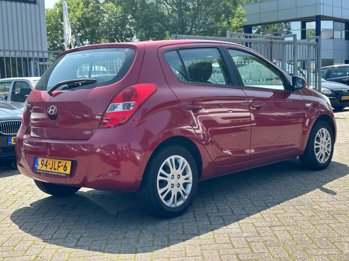 Hyundai i20 1.4i DynamicVersion | Automaat Rood - 2