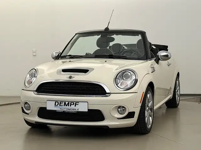 MINI Cooper S Cabrio *H/K*Bi-Xenon*Leder*Wenig KM*2.Hd