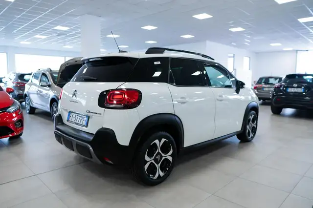 Citroen C3 Aircross view 3
