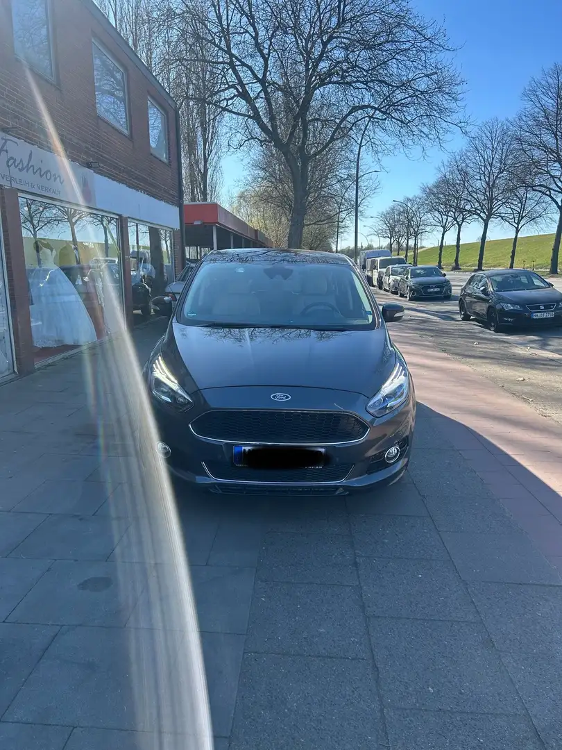 Ford S-Max 2.0 TDCi Bi-Turbo Aut. Titanium Grau - 1