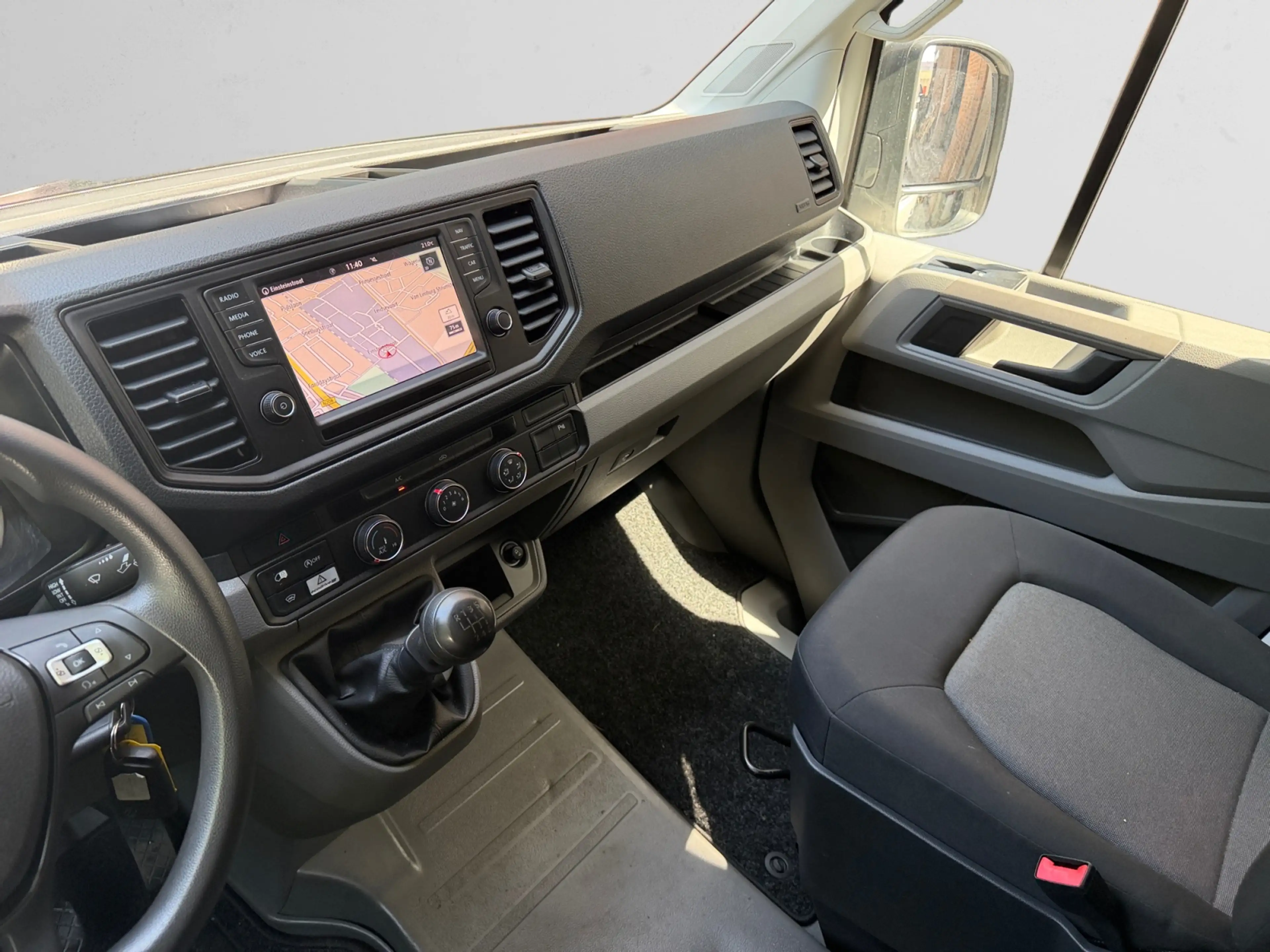 Volkswagen Crafter 35 2.0 TDI Euro 6 L2H2 Highline 2x Schuifdeur, Nav — photo 7