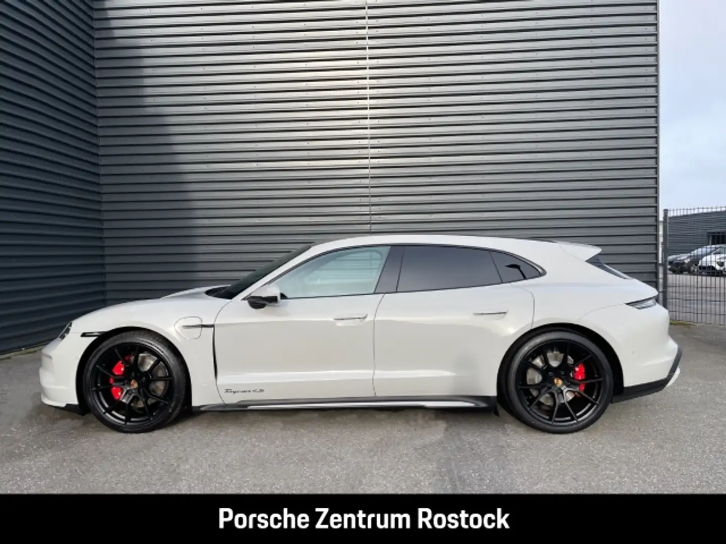 Porsche Taycan 4S Sport Turismo Weiß - 2