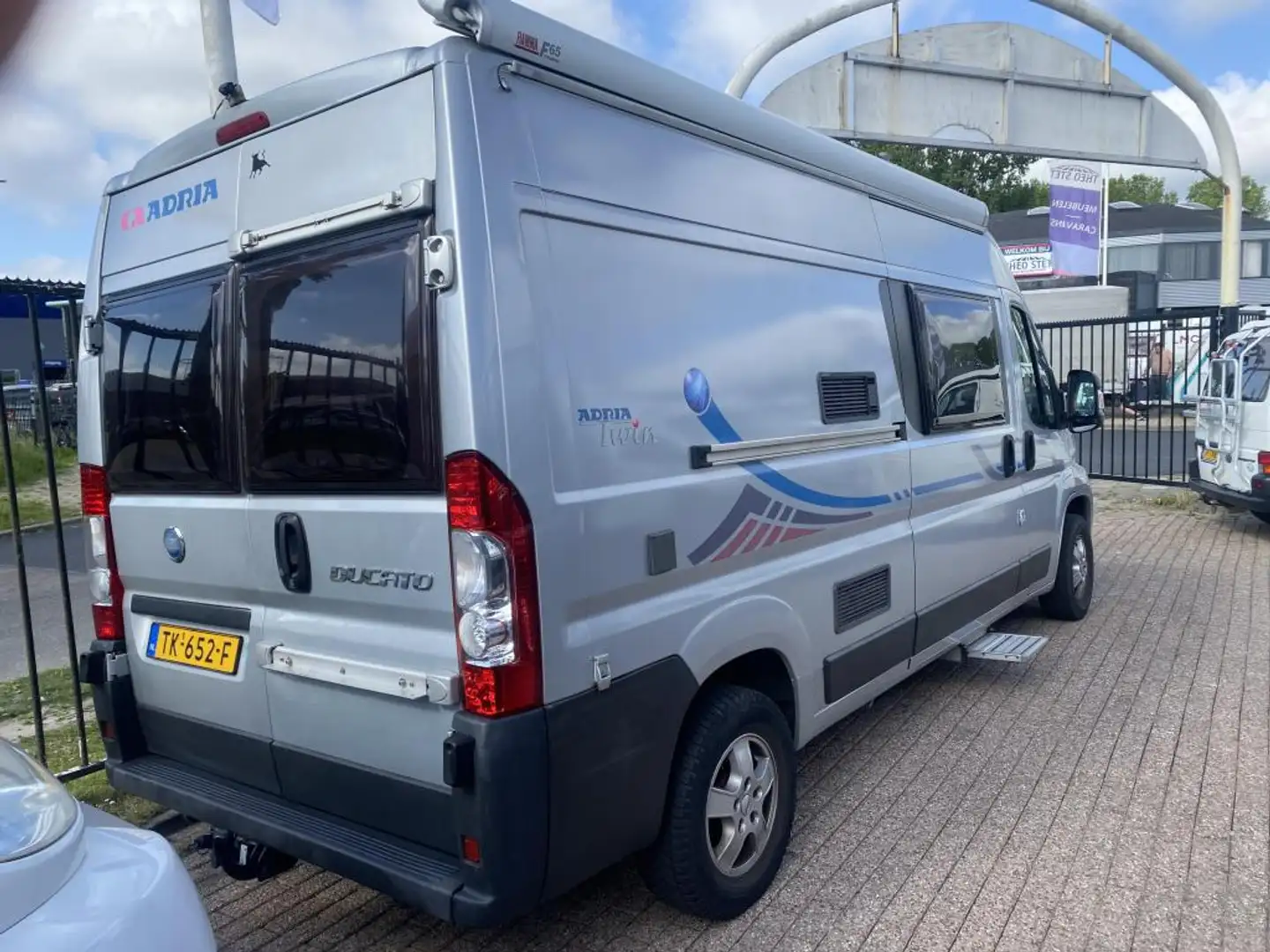 Adria Twin 160 PK Silverline AIRCO &amp;CRUiSE Silber - 2