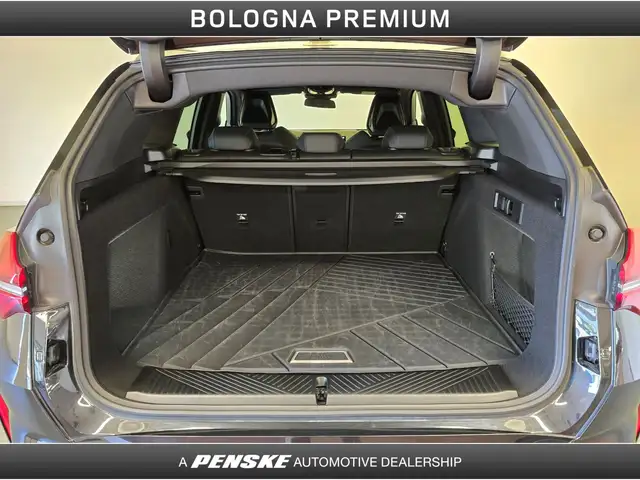 BMW X3 view 10