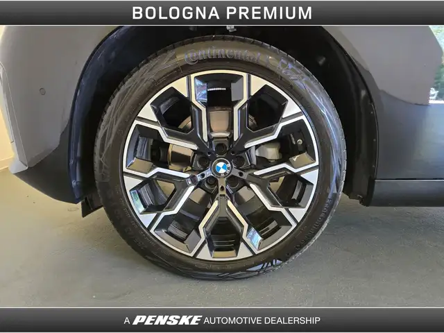 BMW X3 view 9