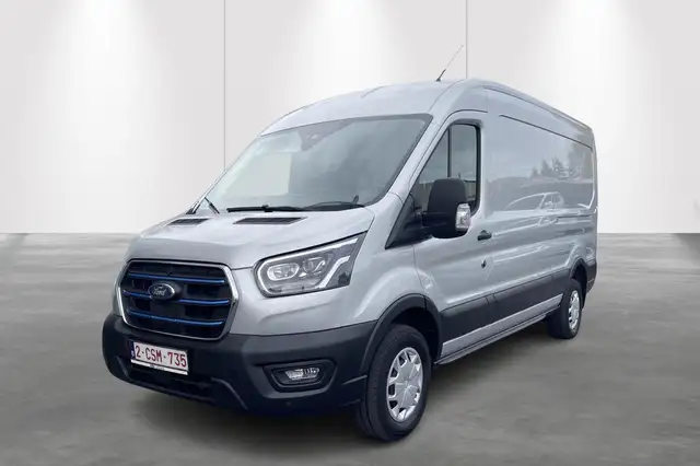 Ford E-Transit 350L Electric Engine 67kWh / 135kw Trend