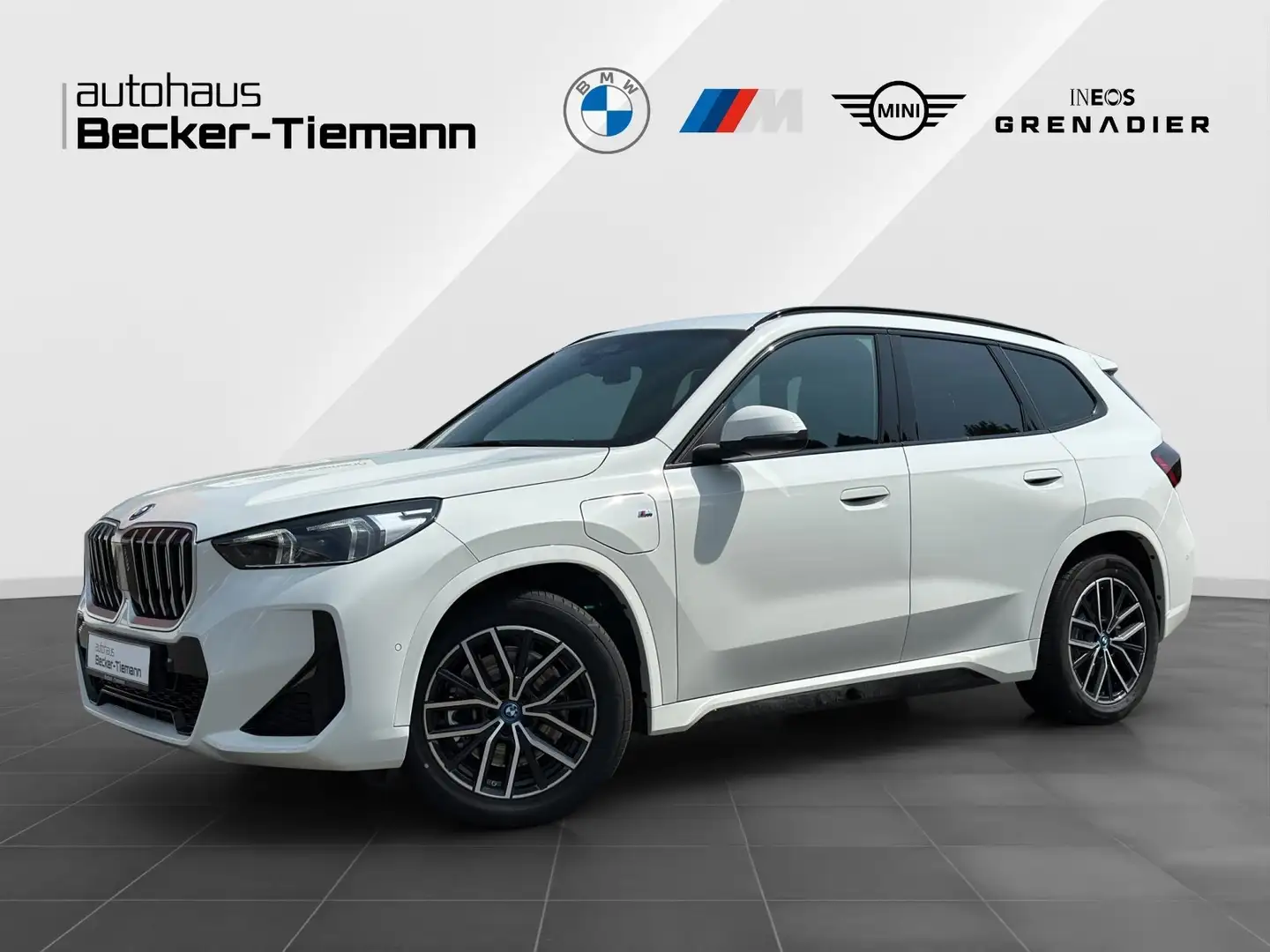 BMW X1 xDrive25e M Sportpaket *18 ZOLL*AHK*RFK Blanc - 1