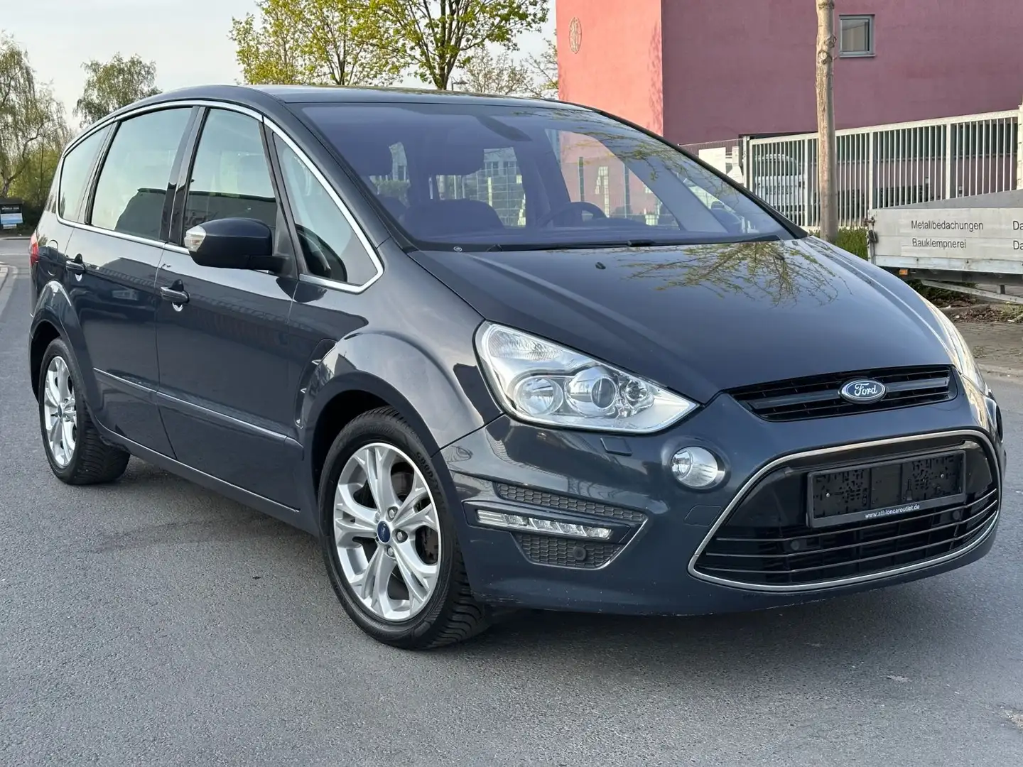 Ford S-Max 2.0 TDCI Titanium Pano/Kamera/Navi Grey - 1