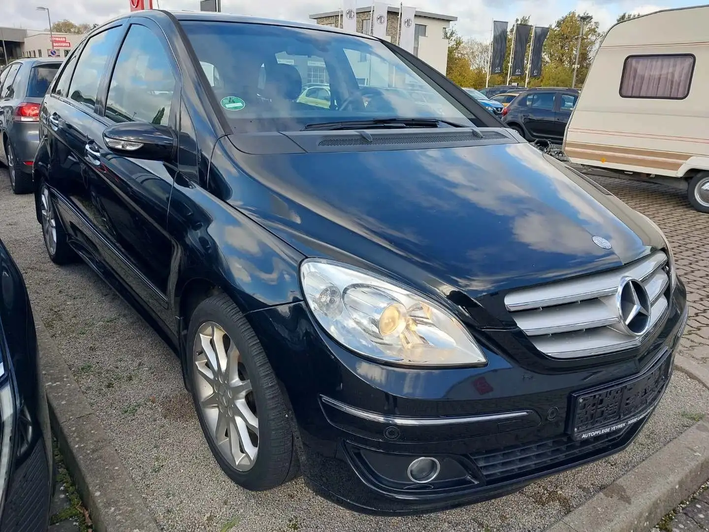Mercedes-Benz B 200 Automatik+Navi+Klima+Sitzheiz+Alu+Tüv&Insp. Neu Noir - 1