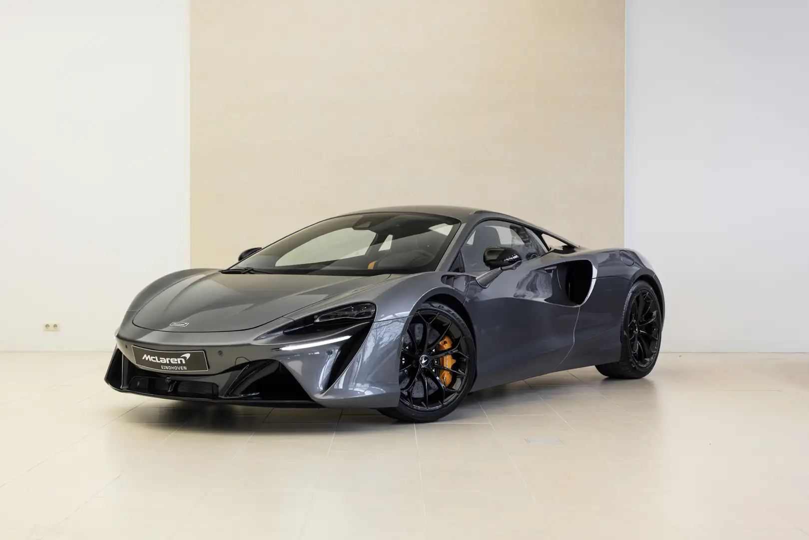 McLaren Artura Grigio - 1