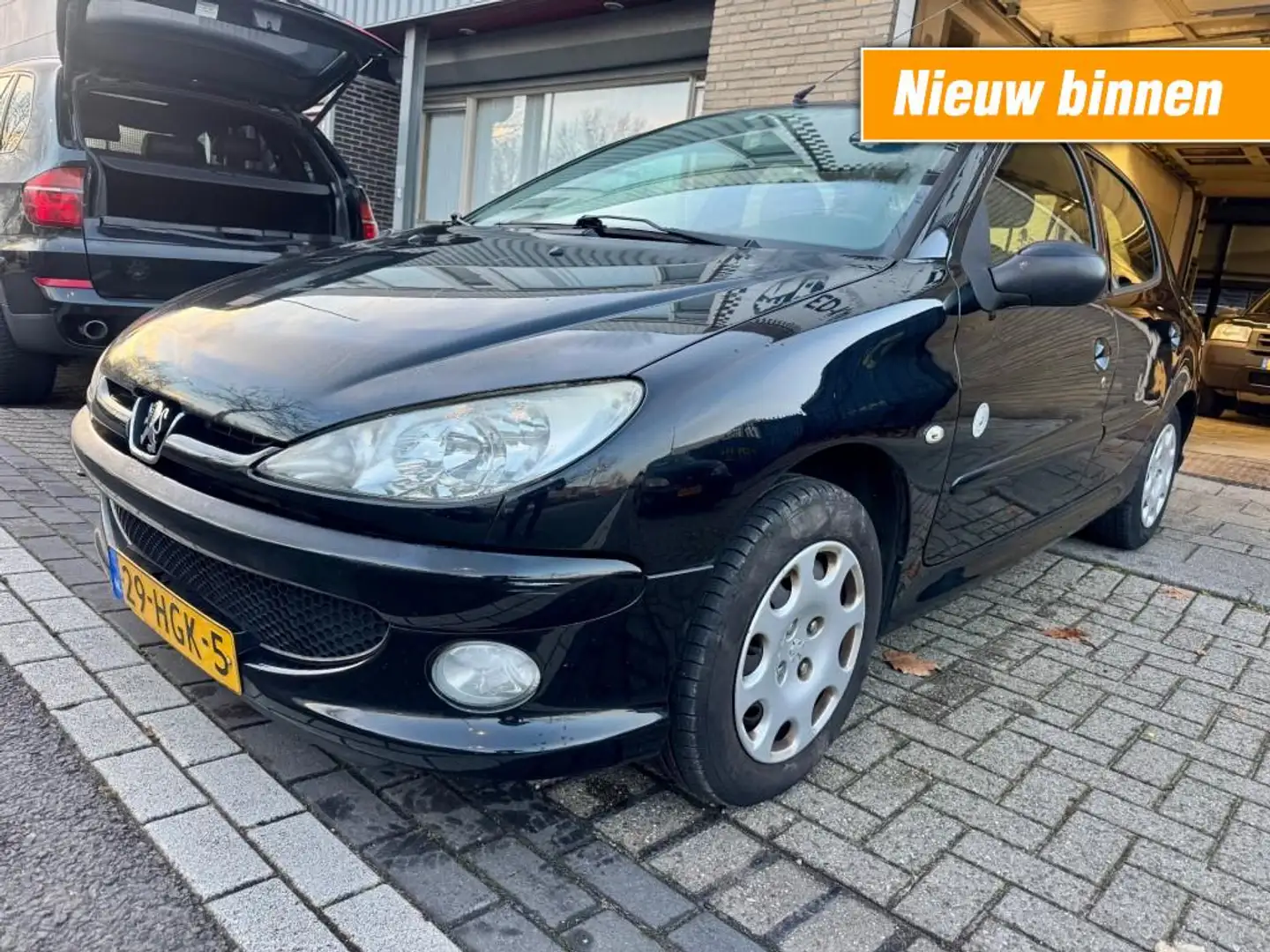 Peugeot 206 1.4 Generation 5drs airco RIJDT GOED NAP APK 12-20 Negro - 1