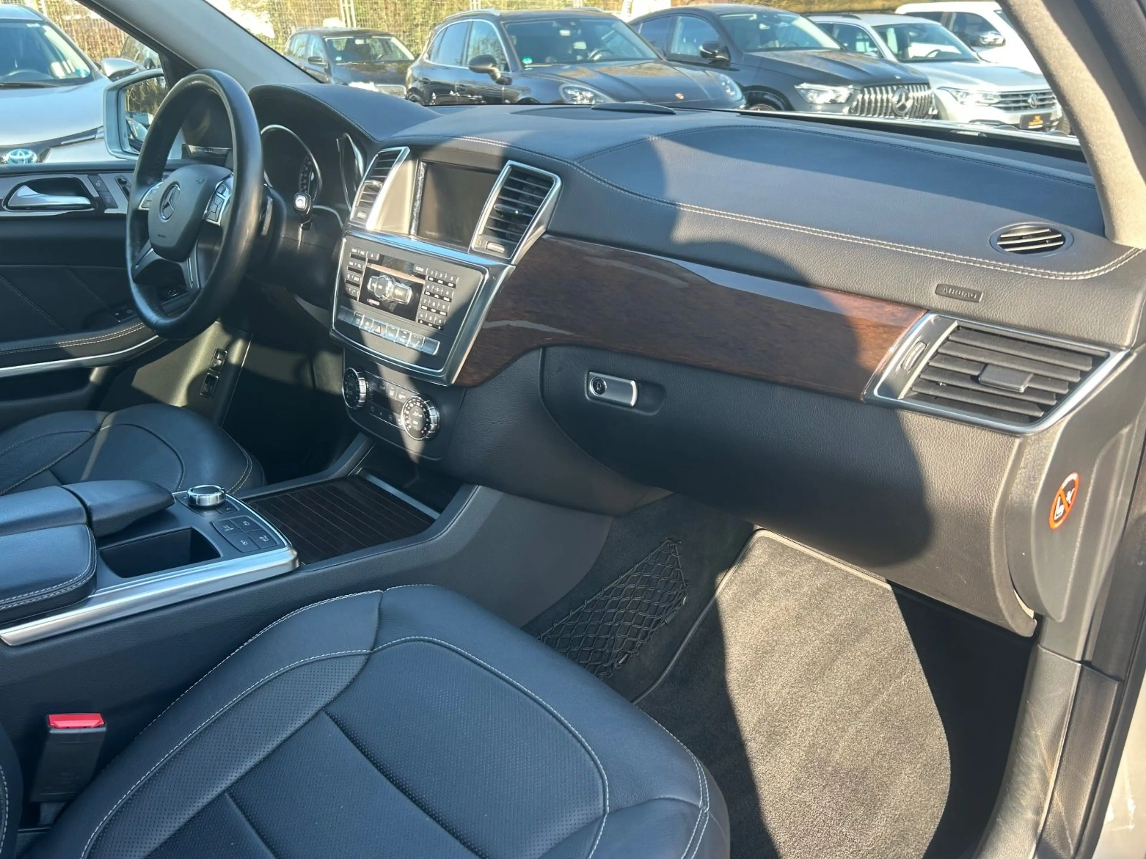 Mercedes-Benz GL 350 d BlueTec 4Matic*Pano*ILS*Harman*AHK*4xSHZ — photo 11