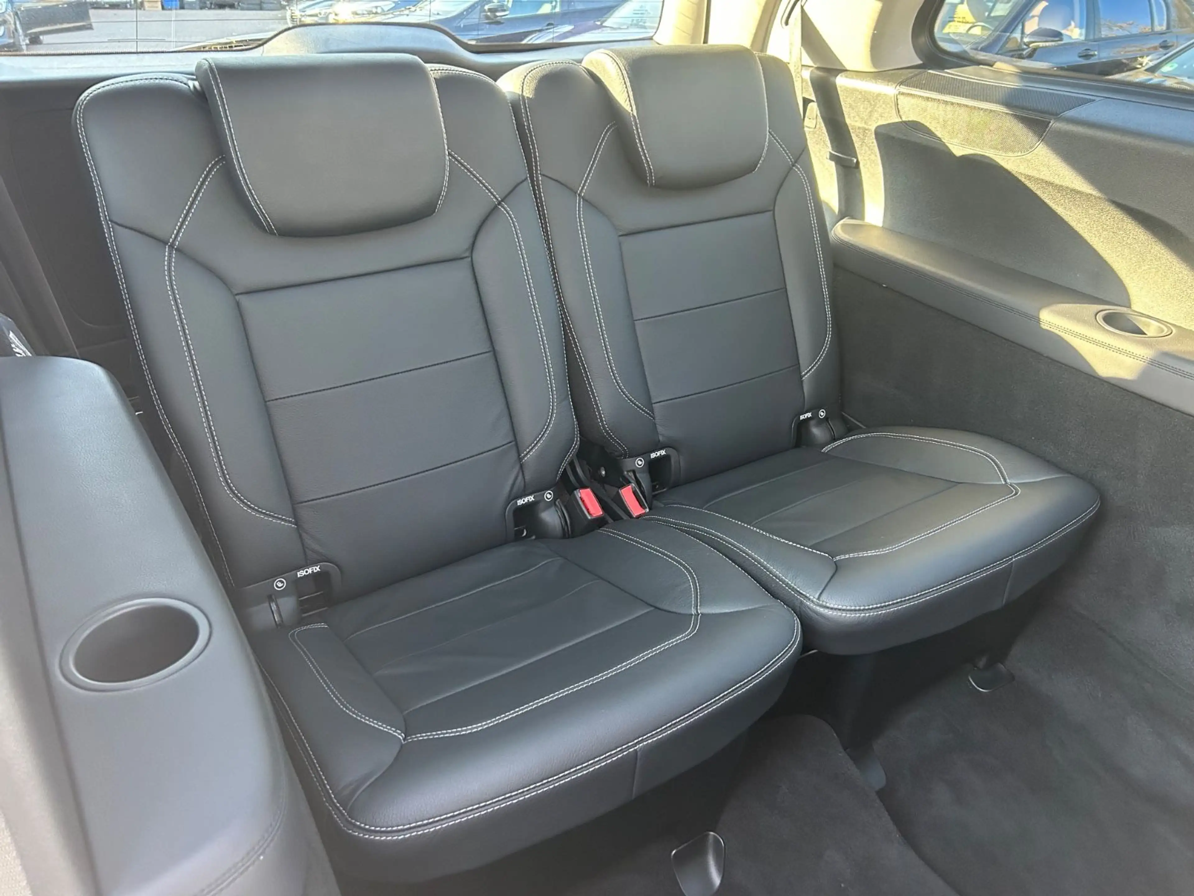 Mercedes-Benz GL 350 d BlueTec 4Matic*Pano*ILS*Harman*AHK*4xSHZ — photo 13