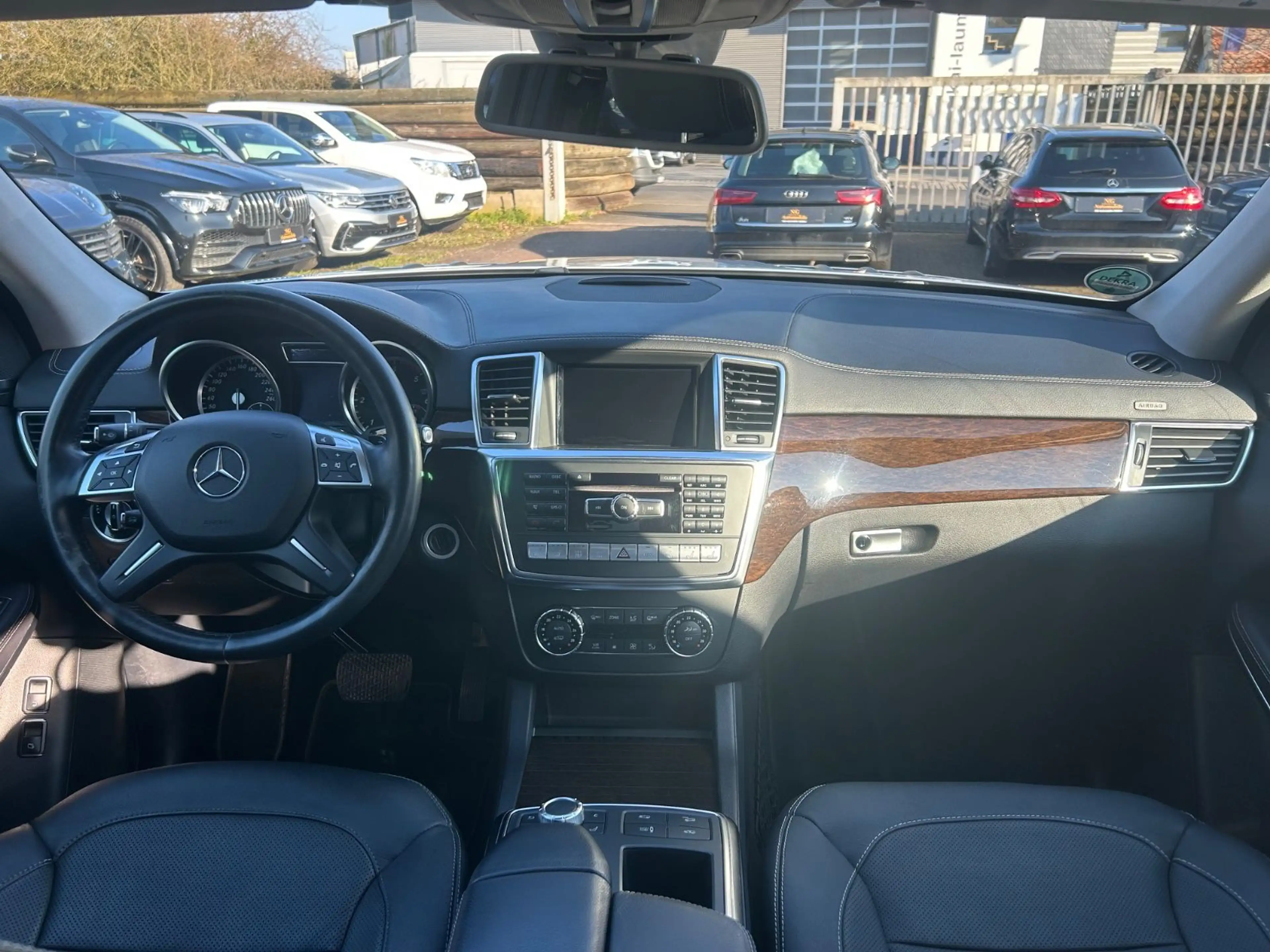 Mercedes-Benz GL 350 d BlueTec 4Matic*Pano*ILS*Harman*AHK*4xSHZ — photo 14