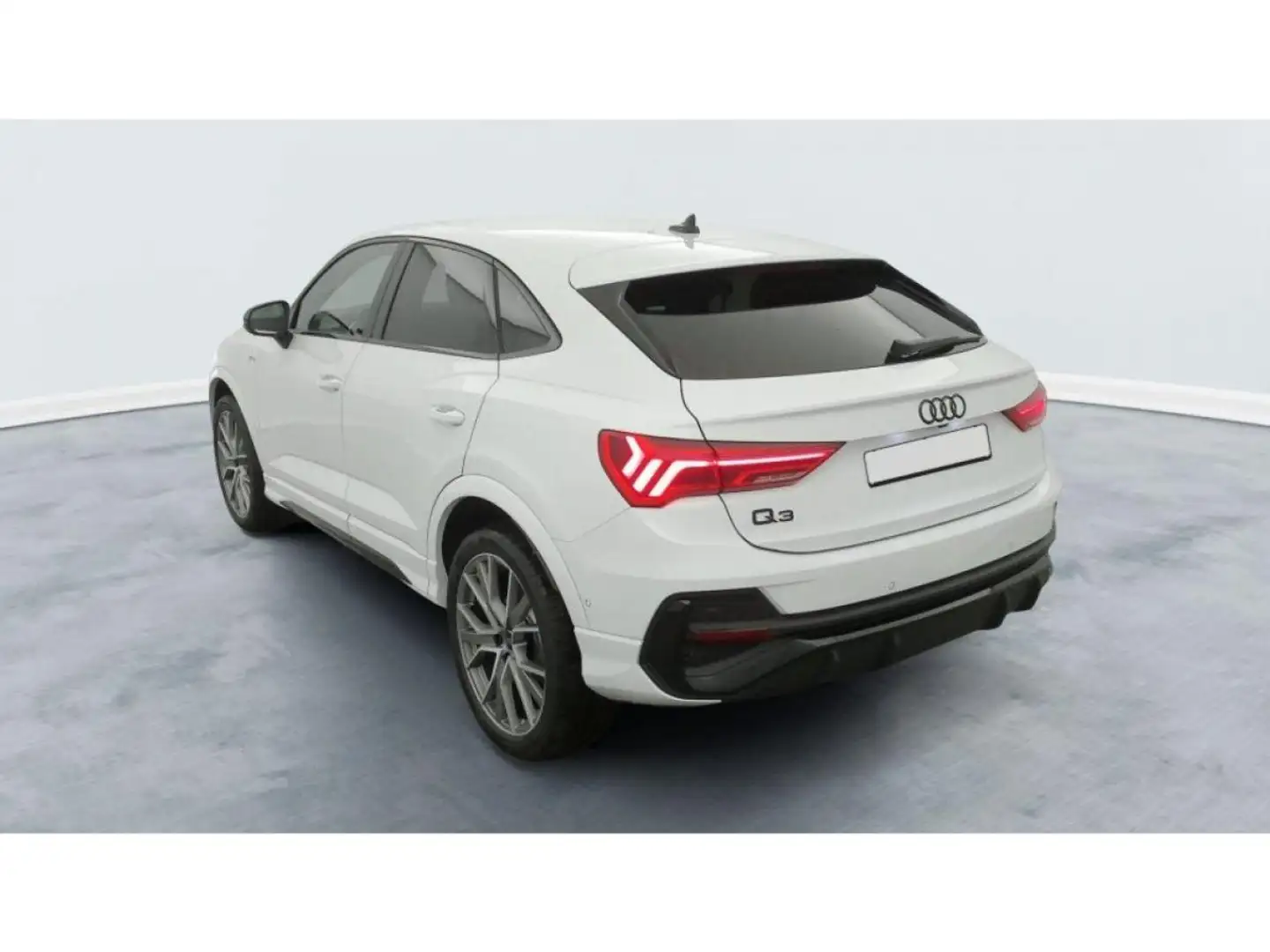 Audi Q3 2.0 35 TDI - 150 - BV S-tronic S Line Plus Wit - 2