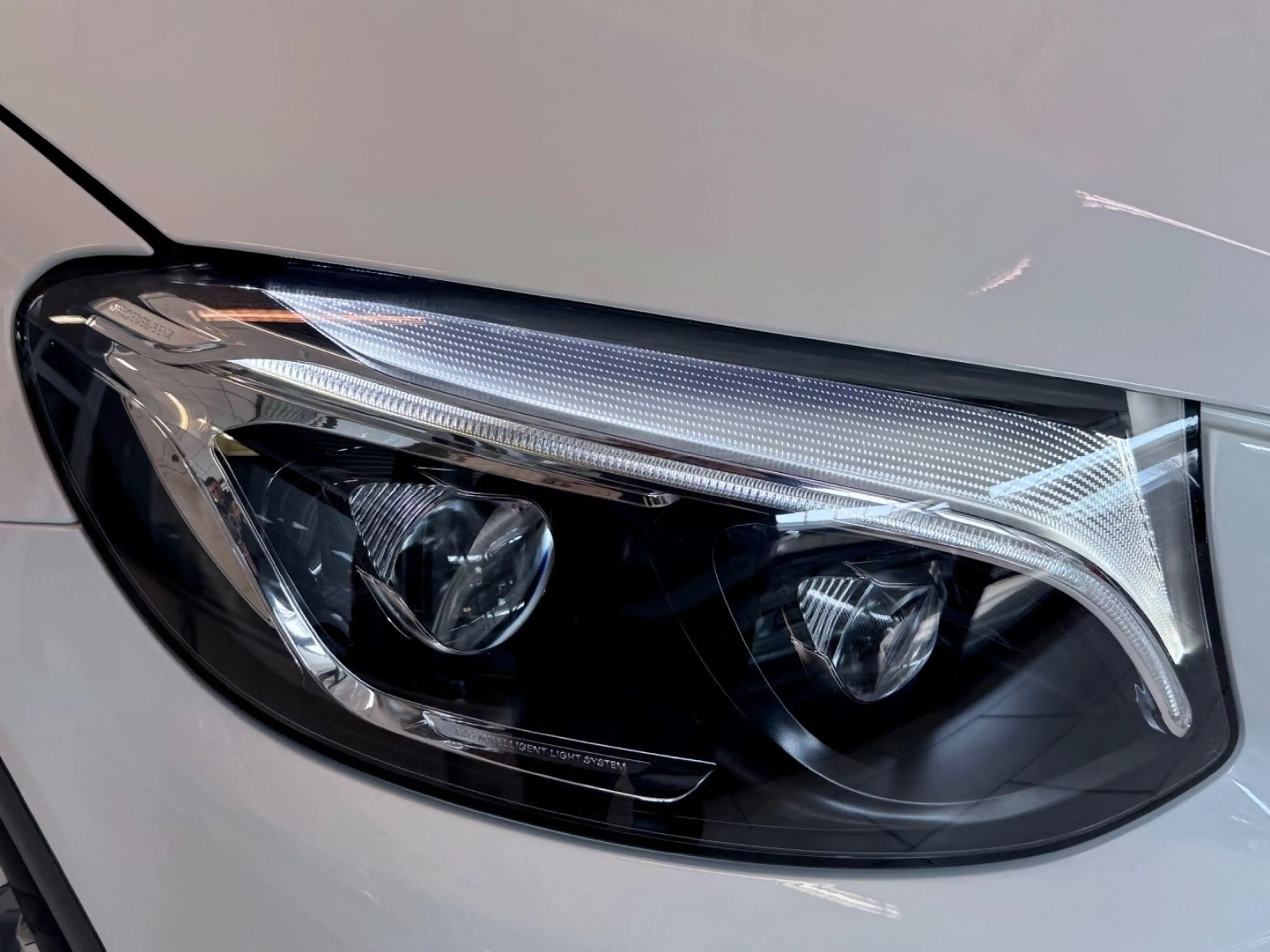 Mercedes-Benz GLC 250 3xAMG 4M COMAND STNDHZG HEADUP — photo 3