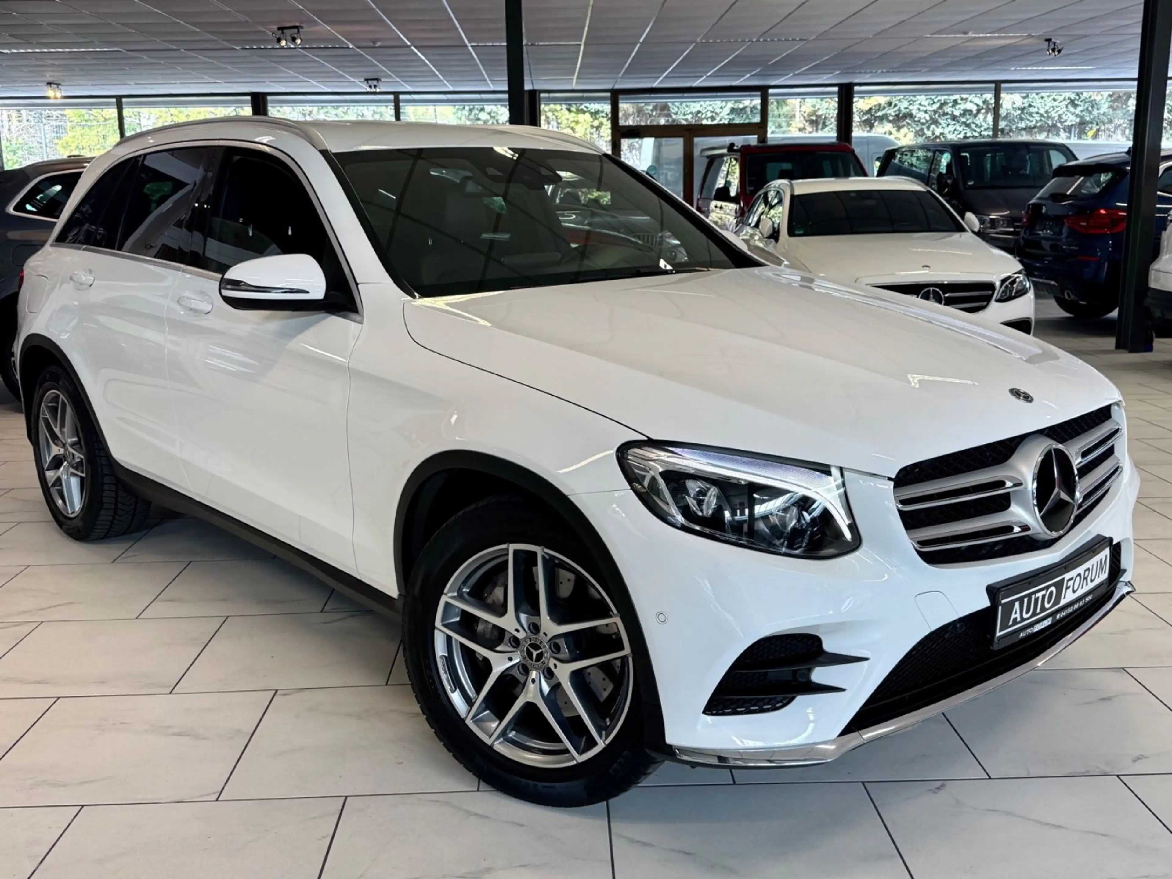 Mercedes-Benz GLC 250 3xAMG 4M COMAND STNDHZG HEADUP — photo 2