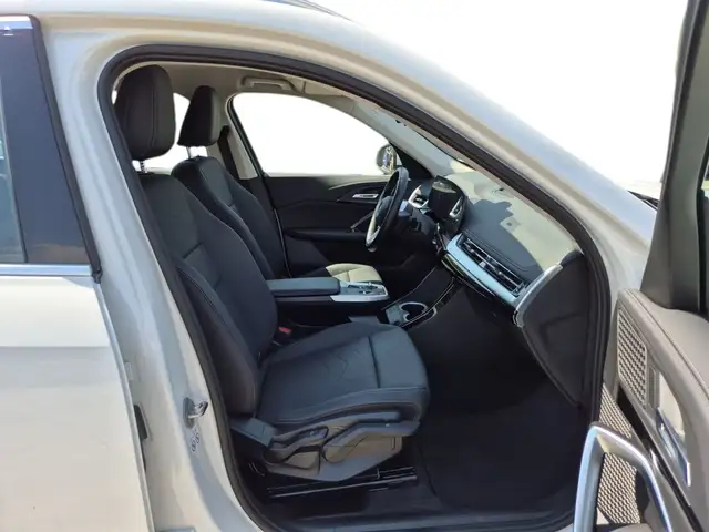 BMW X1 view 9
