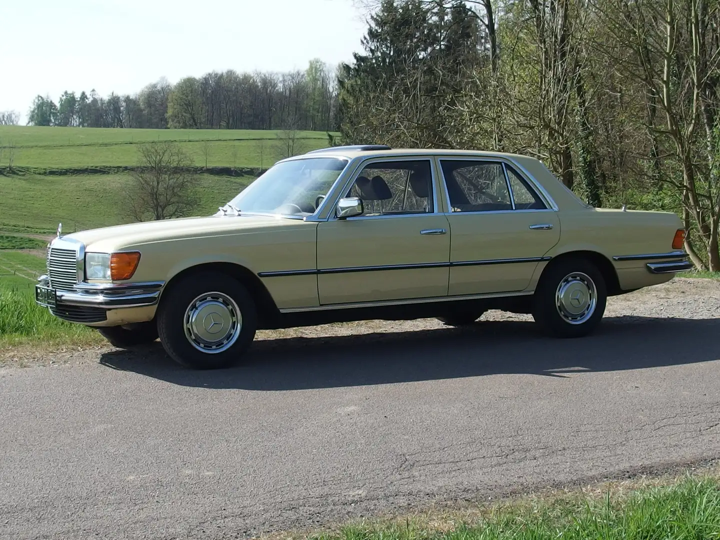Mercedes-Benz 280 280SE/W116, original 65.000km !!! Gelb - 2