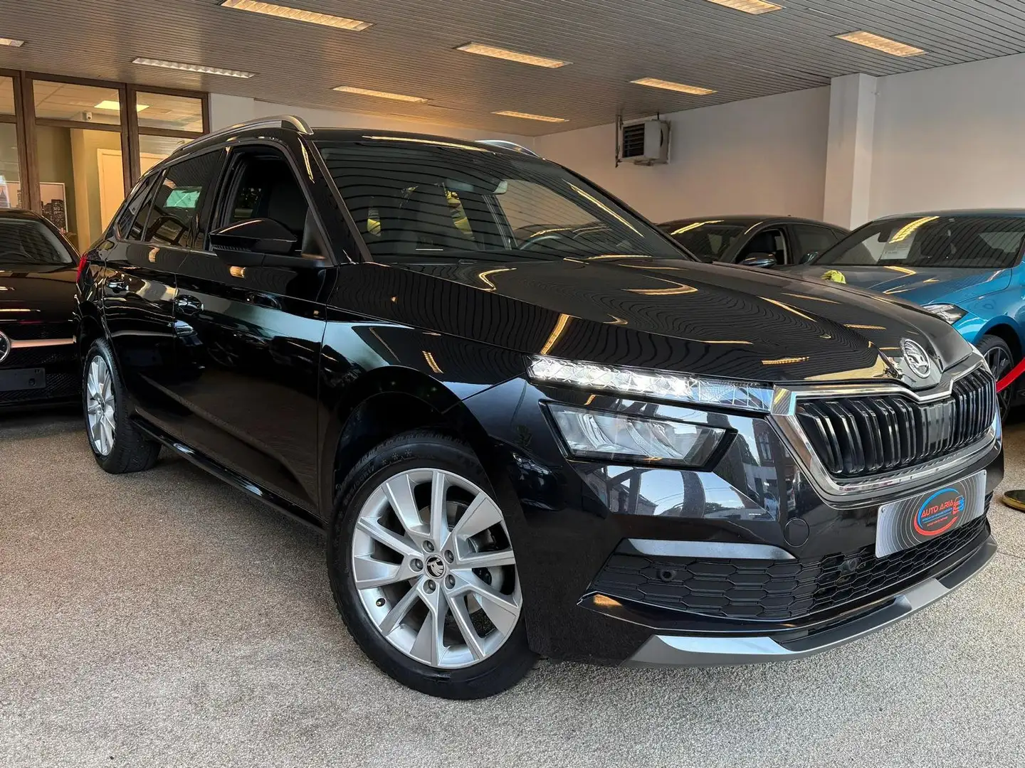 Skoda Kamiq 1.0 TSI DSG*GPS*CARPLAY SANS FIL*GARANTIE12M Negro - 2