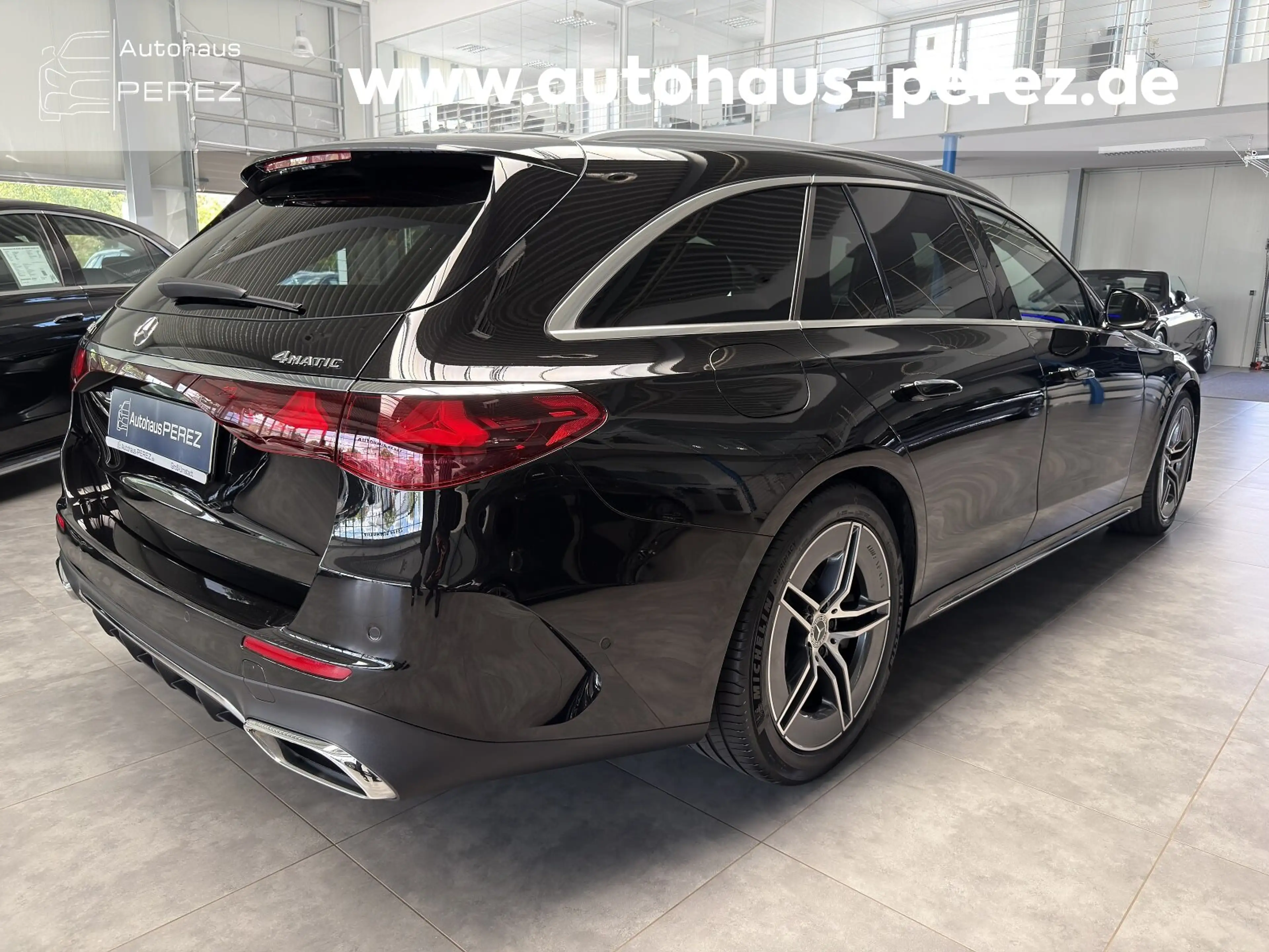 Mercedes-Benz E 450 E 450 d T 4M AMG PREMIUM AHK- HUD- FOND SITZHEIZ — photo 4