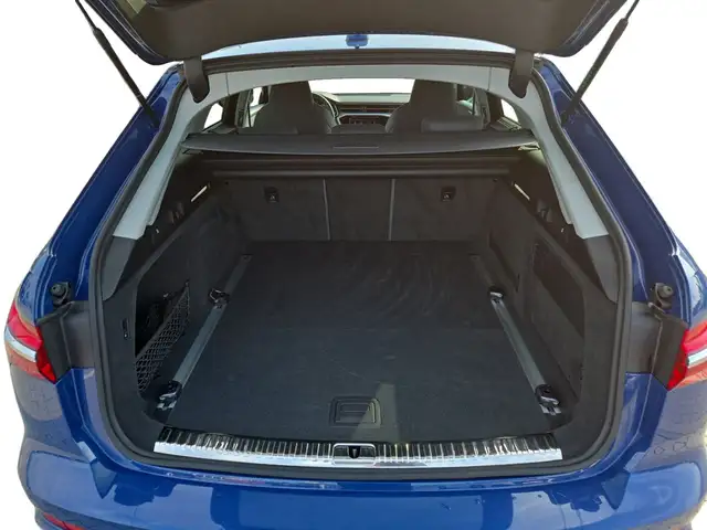 Audi S6 view 14