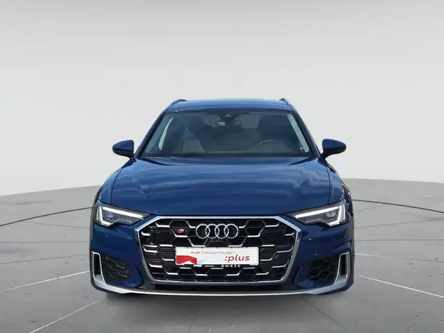 Audi S6 view 2