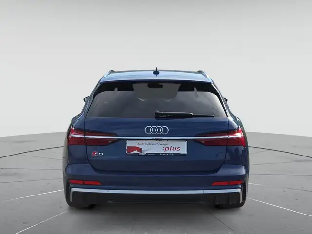 Audi S6 view 7