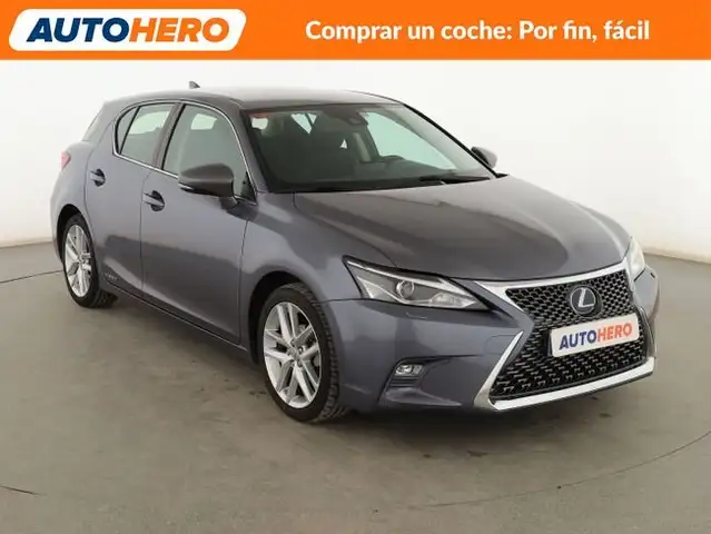 Lexus CT view 8