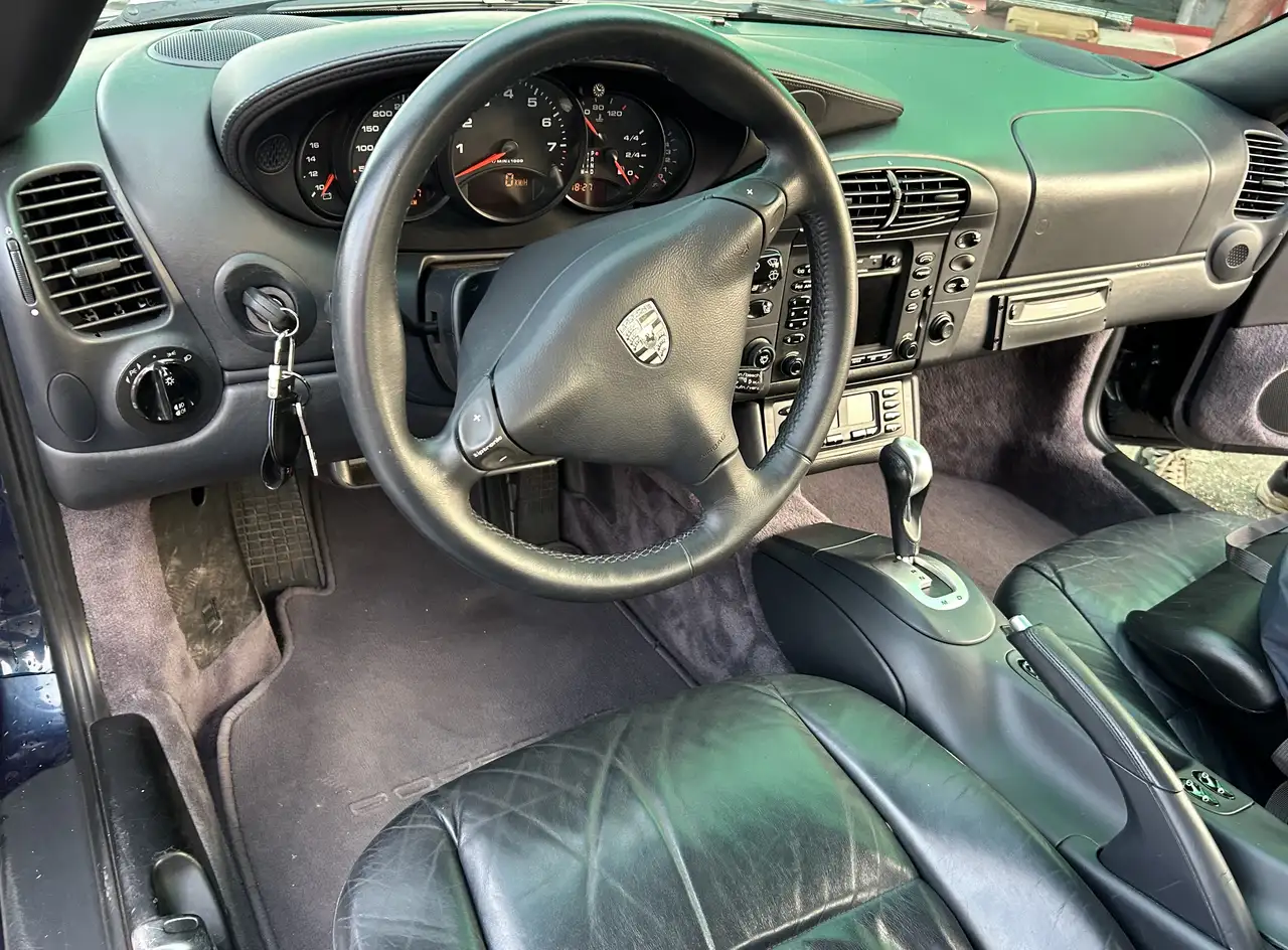 Porsche 996 911 Carrera 4 - Cabrio, foto 7