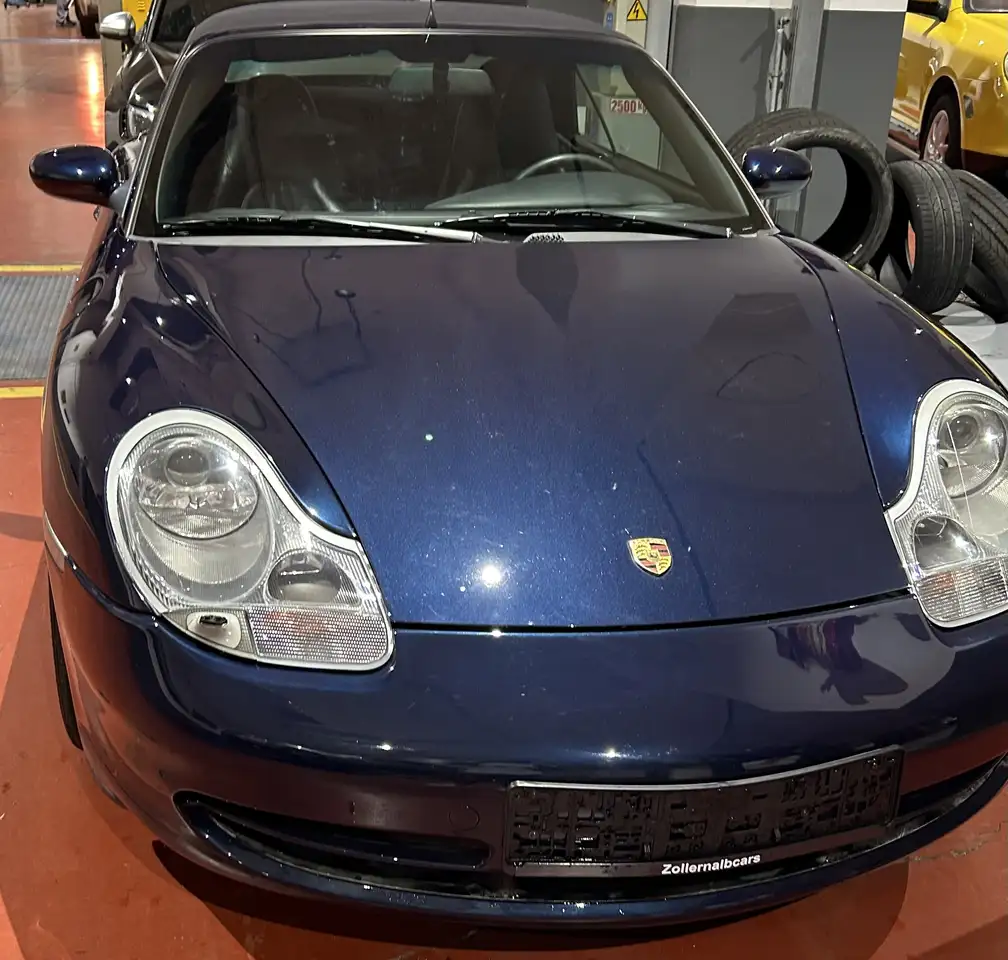 Porsche 996 911 Carrera 4 - Cabrio, foto 1