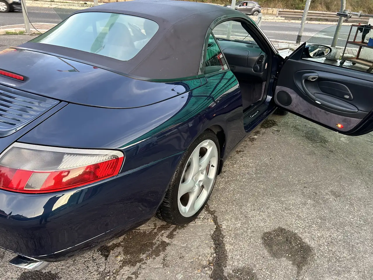 Porsche 996 911 Carrera 4 - Cabrio, foto 2