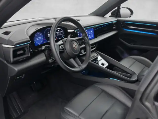 Porsche Macan view 11