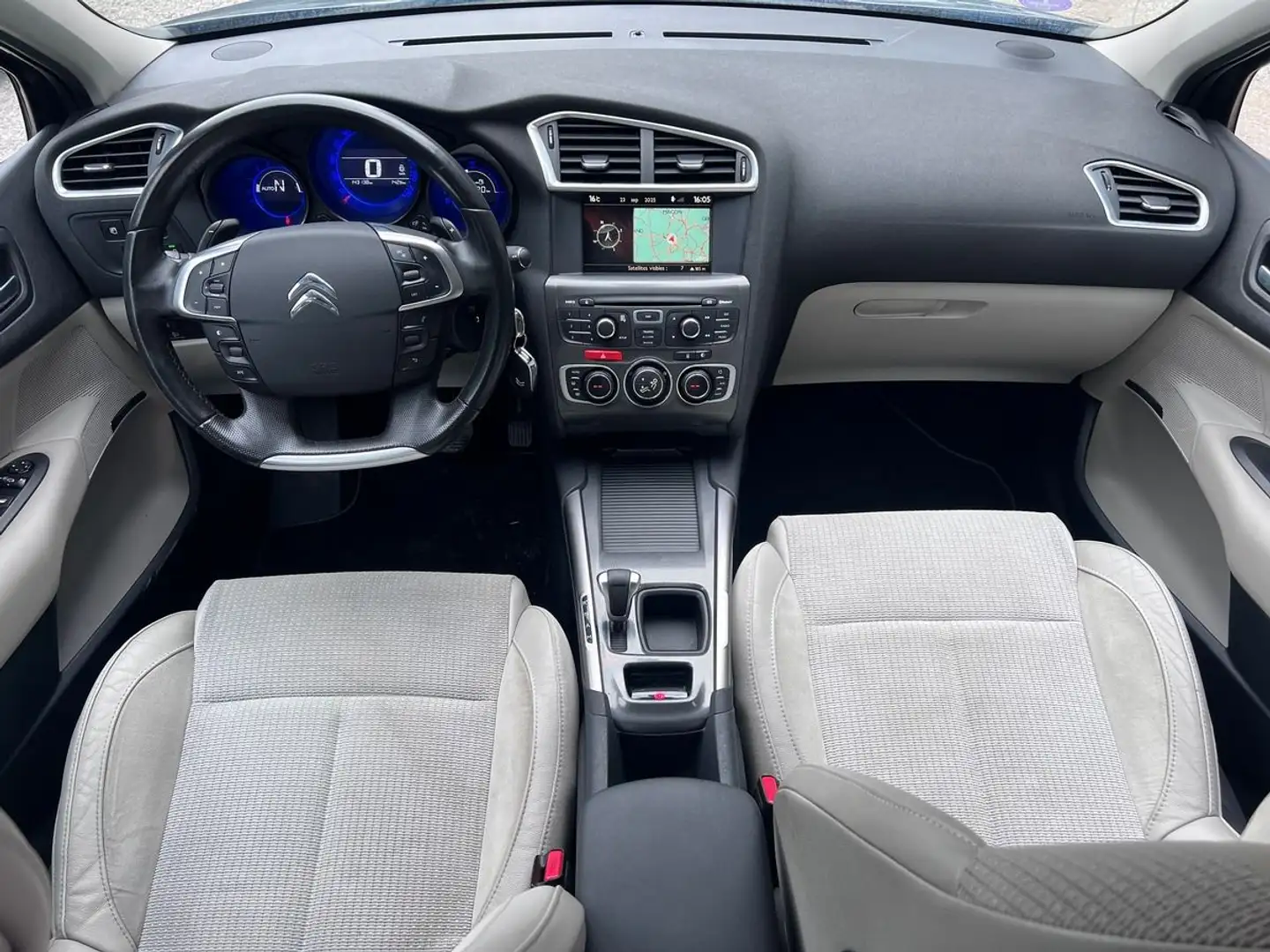 Citroen C4 1.6i 156cv Exclusive BVA Gris - 2