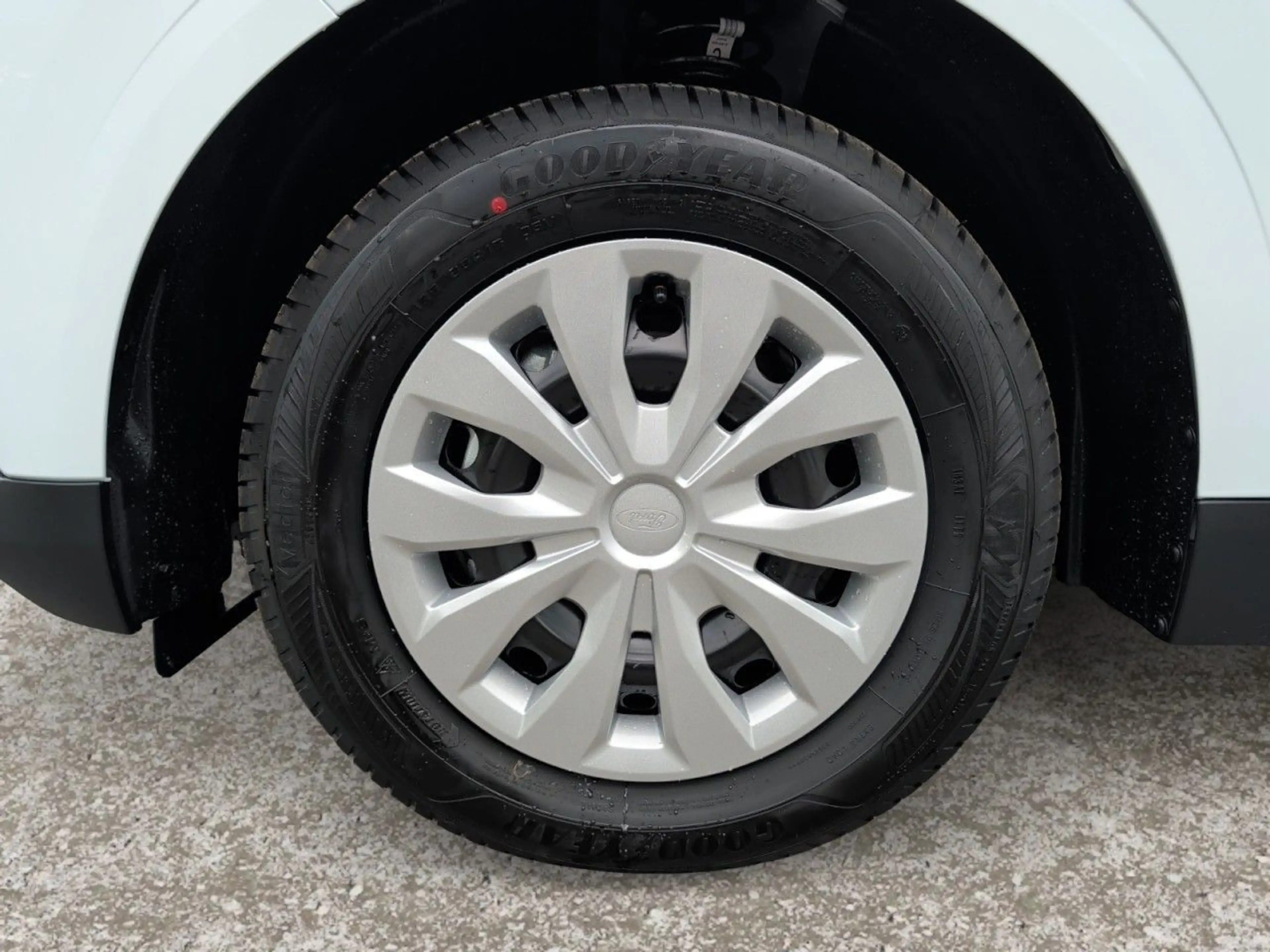 Ford Transit Courier Trend 1.0 EB Kamera+DAB+Klima — photo 11