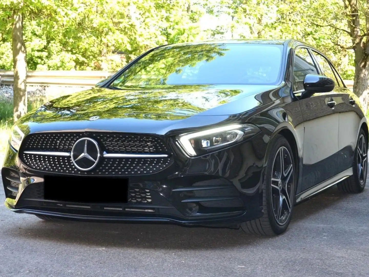 Mercedes-Benz A 180 A 180 d Aut. Schwarz - 1