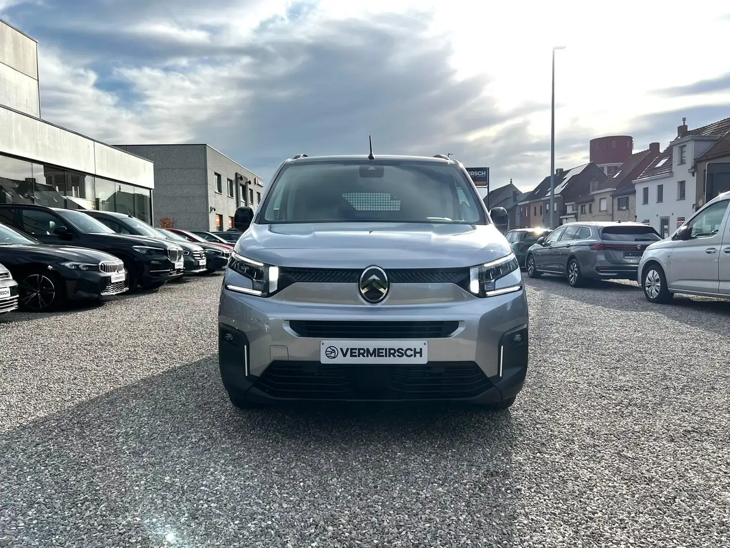 Citroen Berlingo Berlingo M BlueHDi 130 EAT8 PLUS*LED*CAMERA*APPLE* Zilver - 2