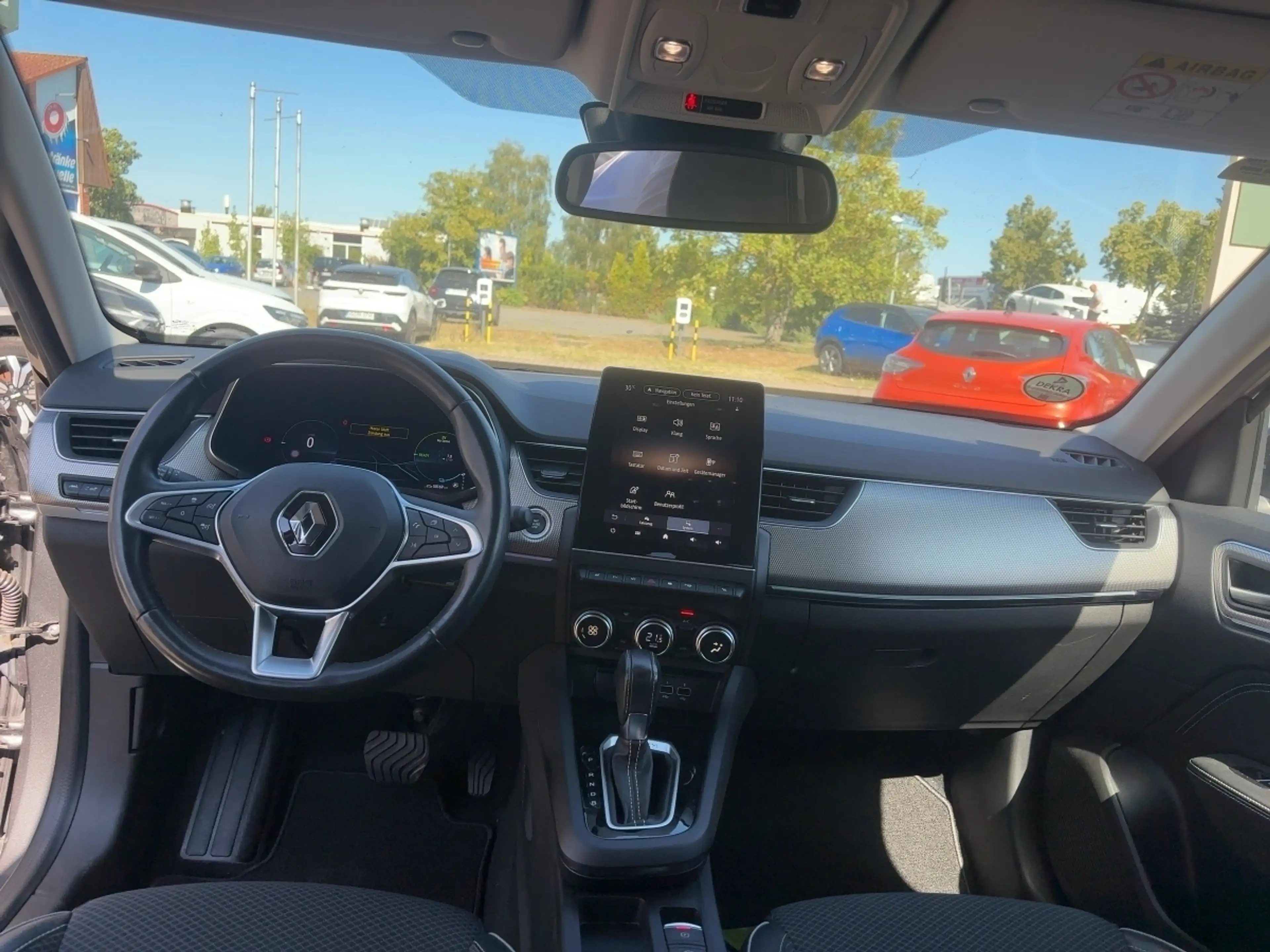 Renault Arkana INTENS FullHybrid — photo 9