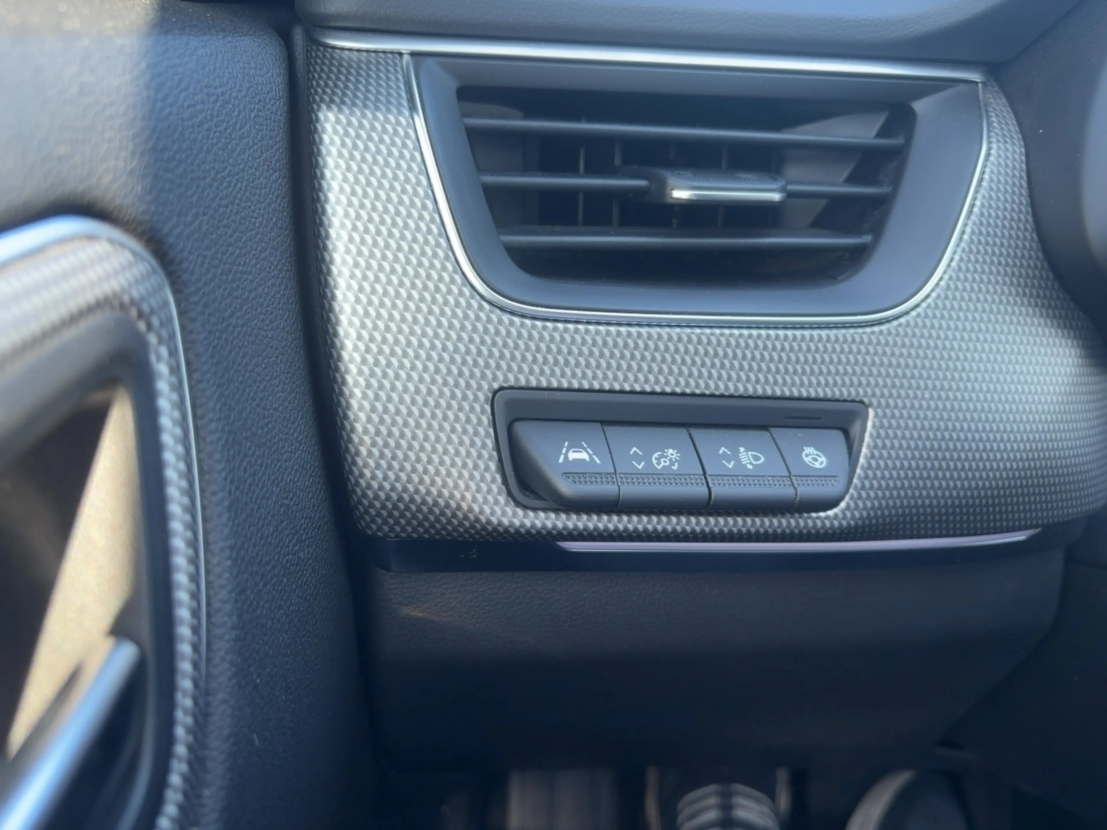 Renault Arkana INTENS FullHybrid — photo 13