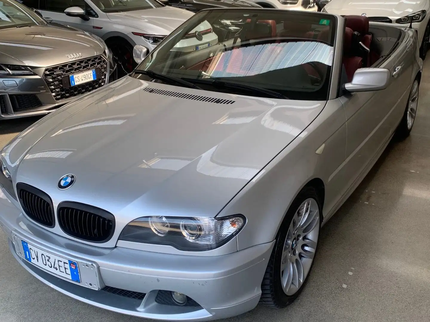 BMW 320 320cd Cabrio All Seasons Argento - 2