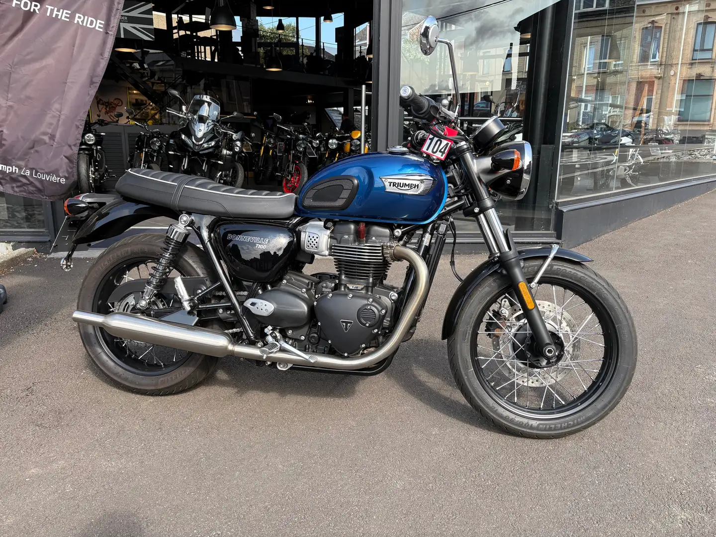 Triumph Bonneville T100 Bleu - 1