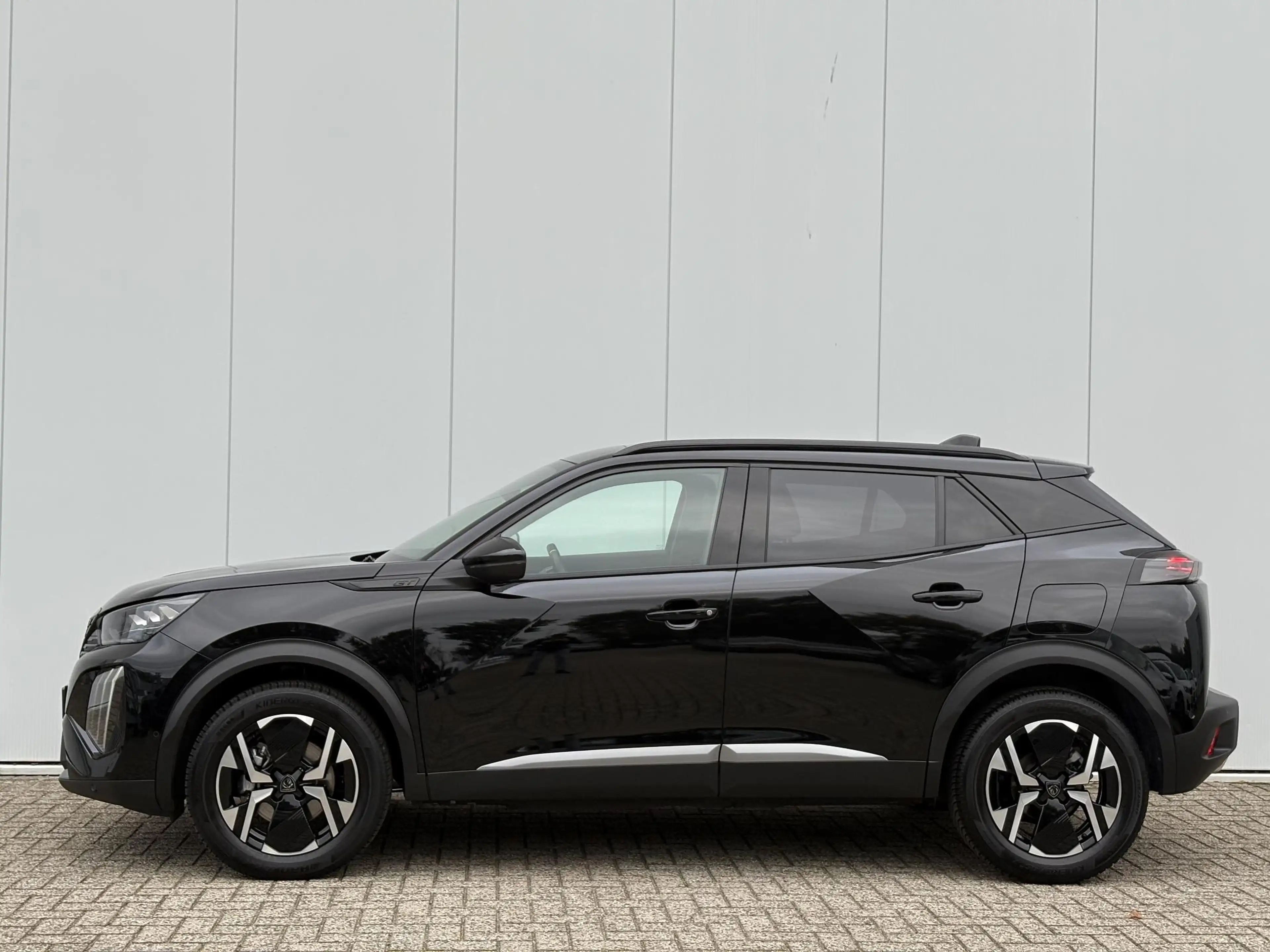 Peugeot 2008 1.2 Hybrid 136 GT | Panoramadak | Adaptive Cruise — photo 8