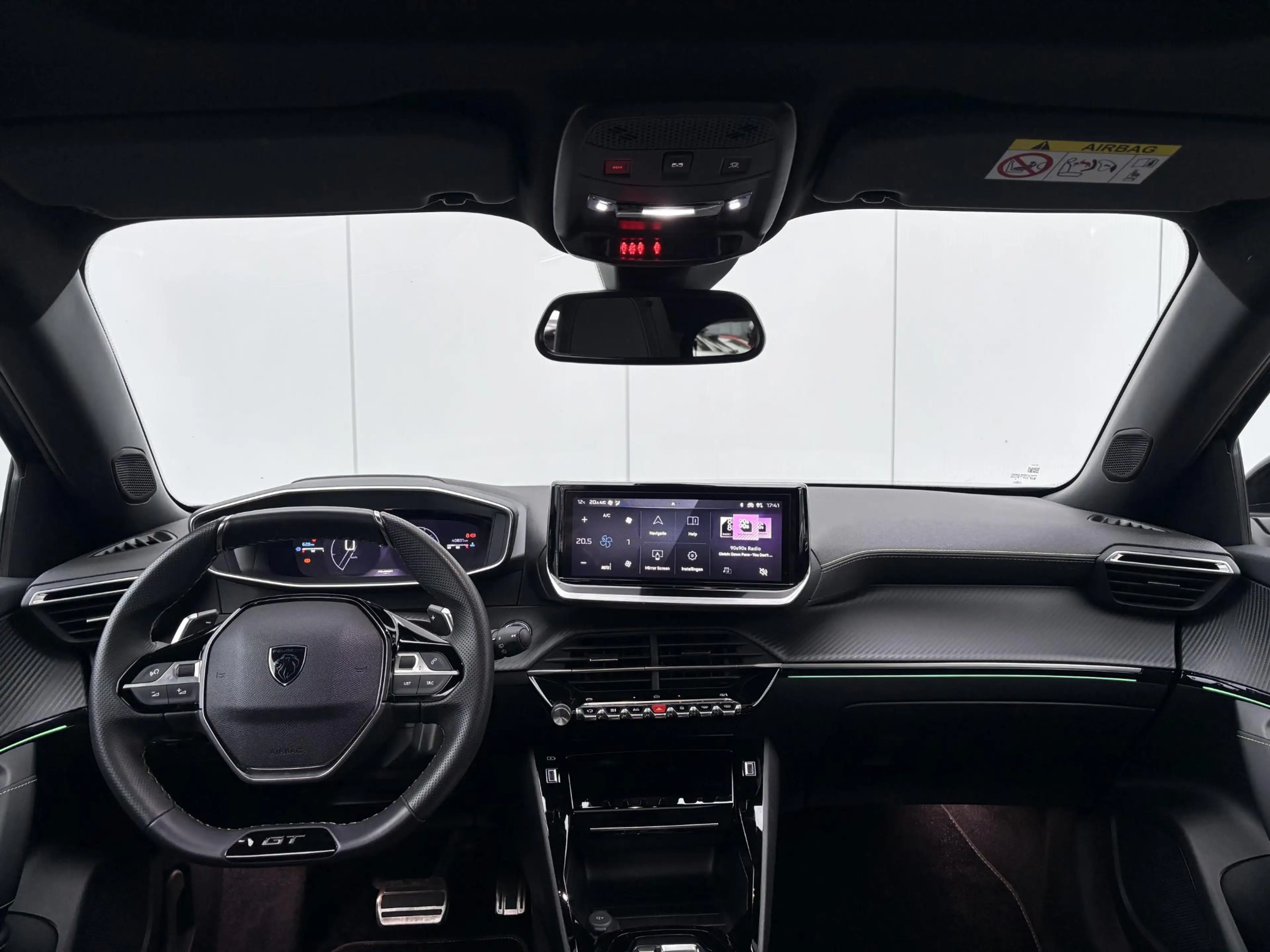 Peugeot 2008 1.2 Hybrid 136 GT | Panoramadak | Adaptive Cruise — photo 12
