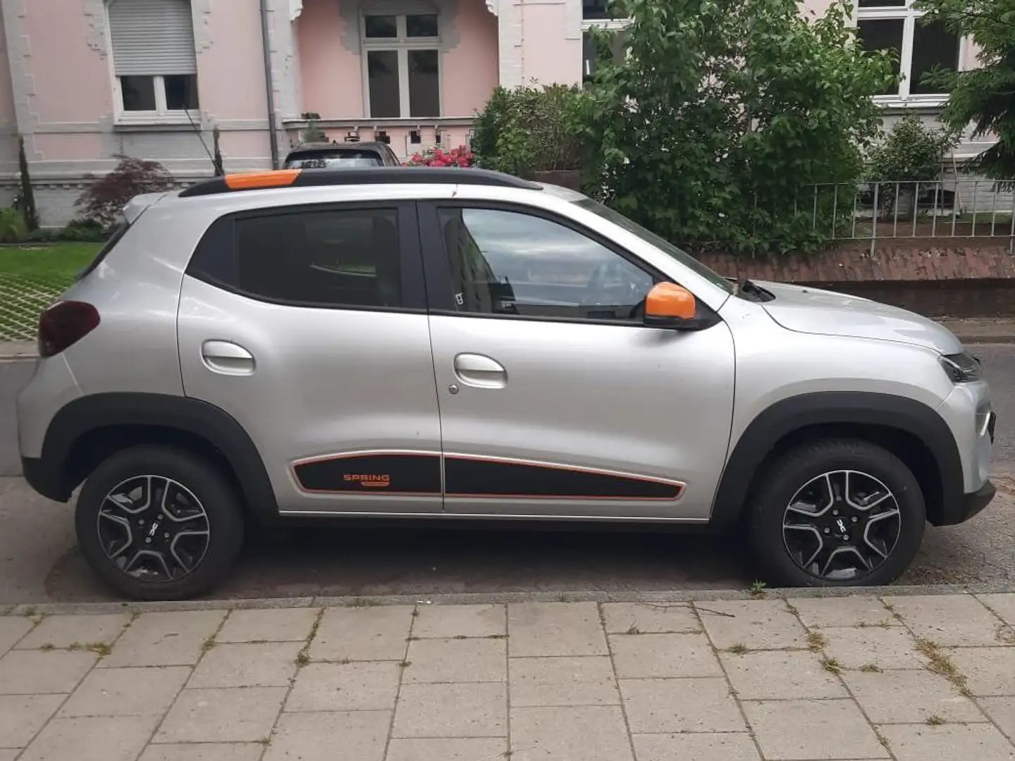 Dacia Spring Spring ESSENTIAL Ezüst - 1