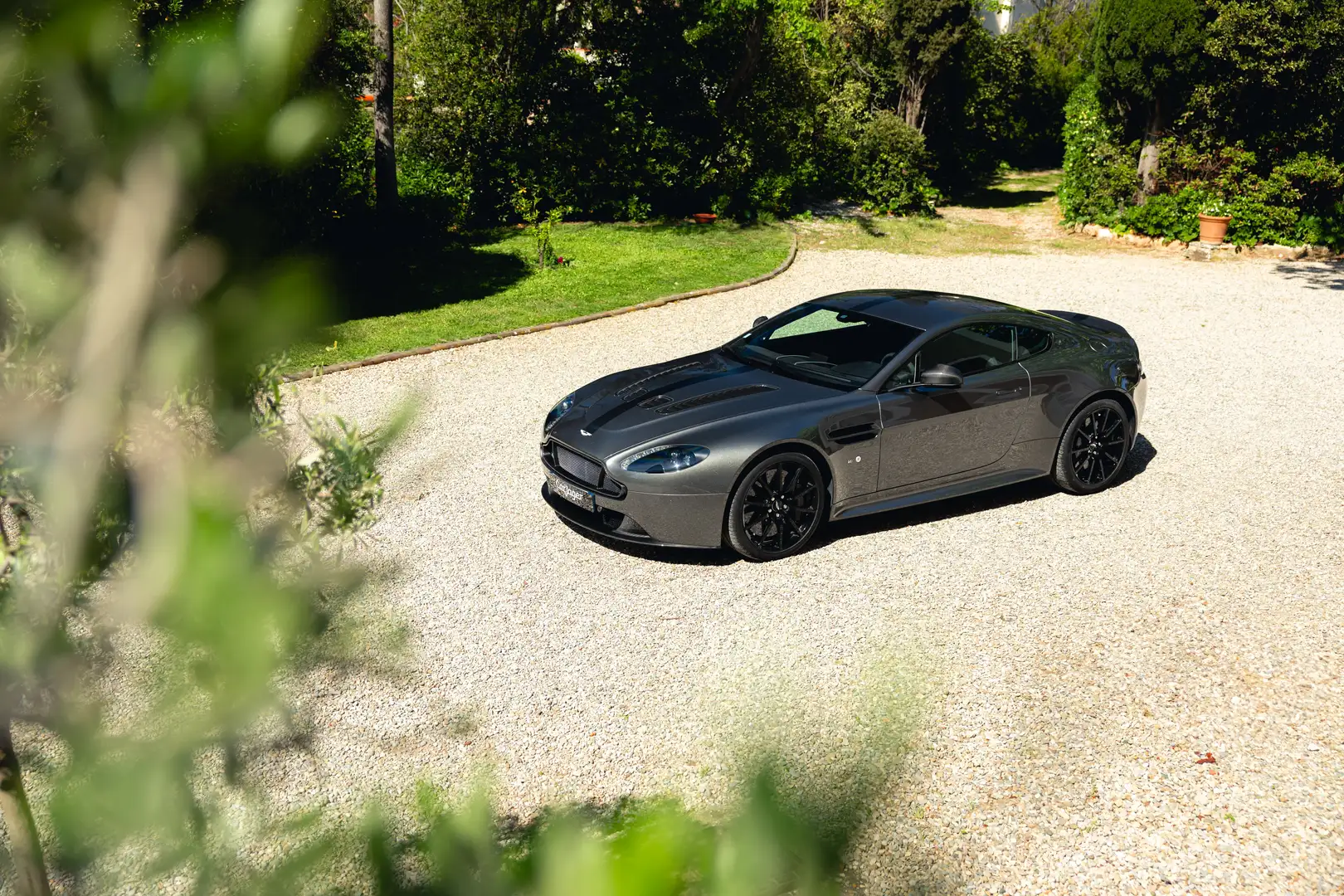 Aston Martin Vantage Vantage V12 S AMR 1/99 Szürke - 1