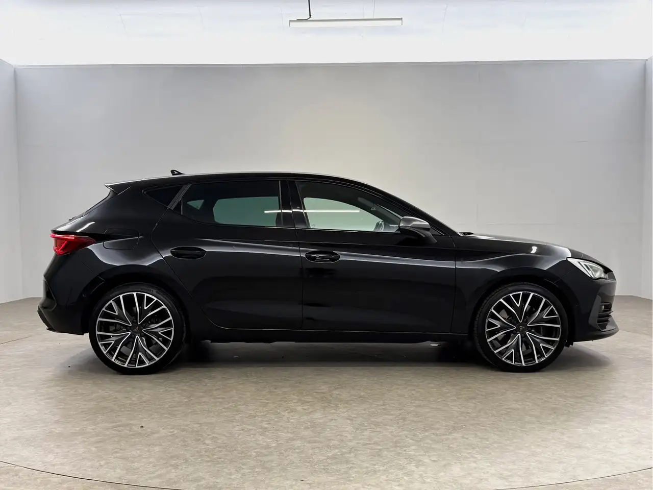 Cupra Leon 1.4 TSI e-Hybrid VZ Adrenaline Sfeer Virtual, миниатюра 11