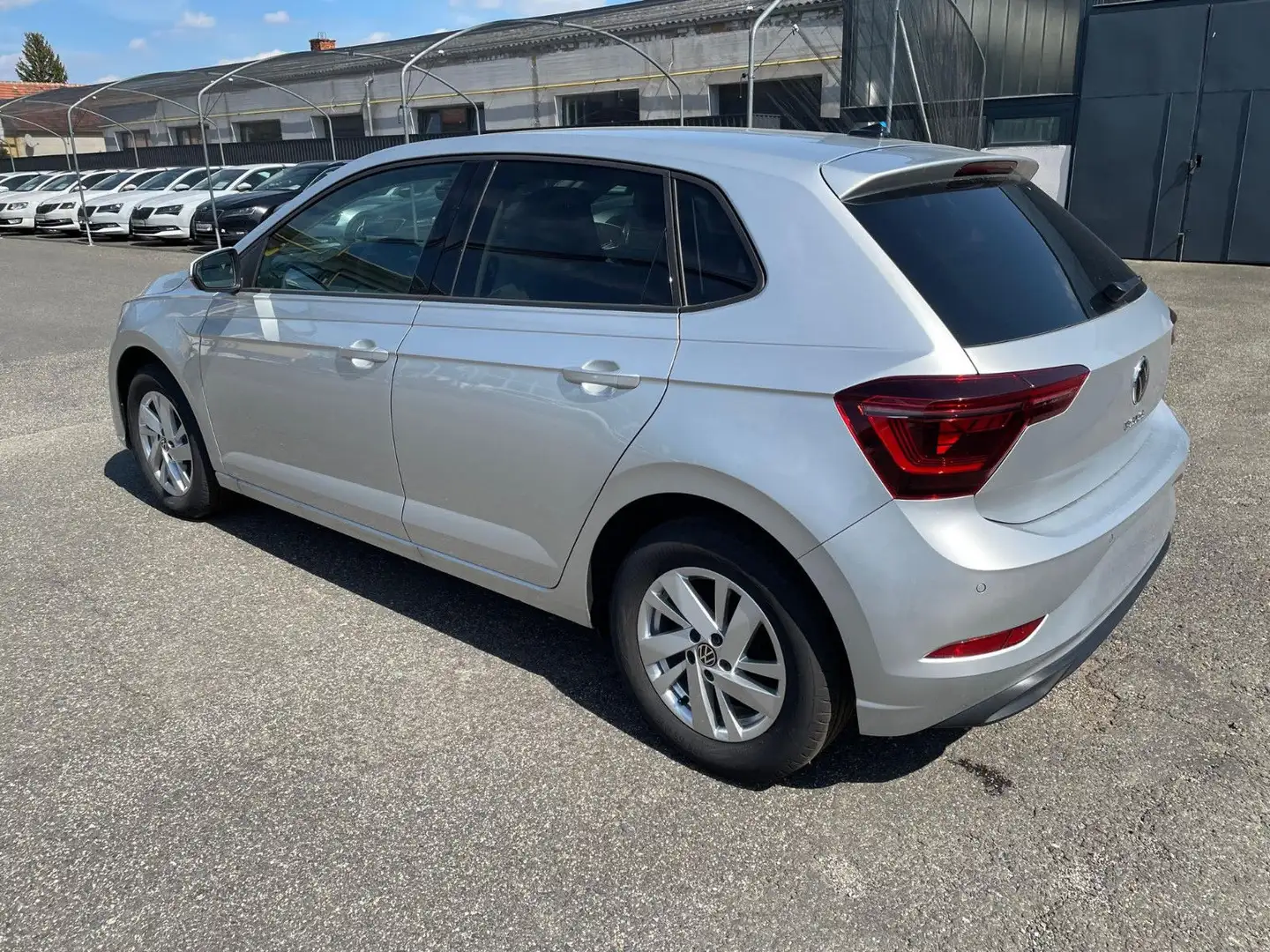 Volkswagen Polo 1,0 TSI Style ACC Matrix Ready Digi App Zilver - 2