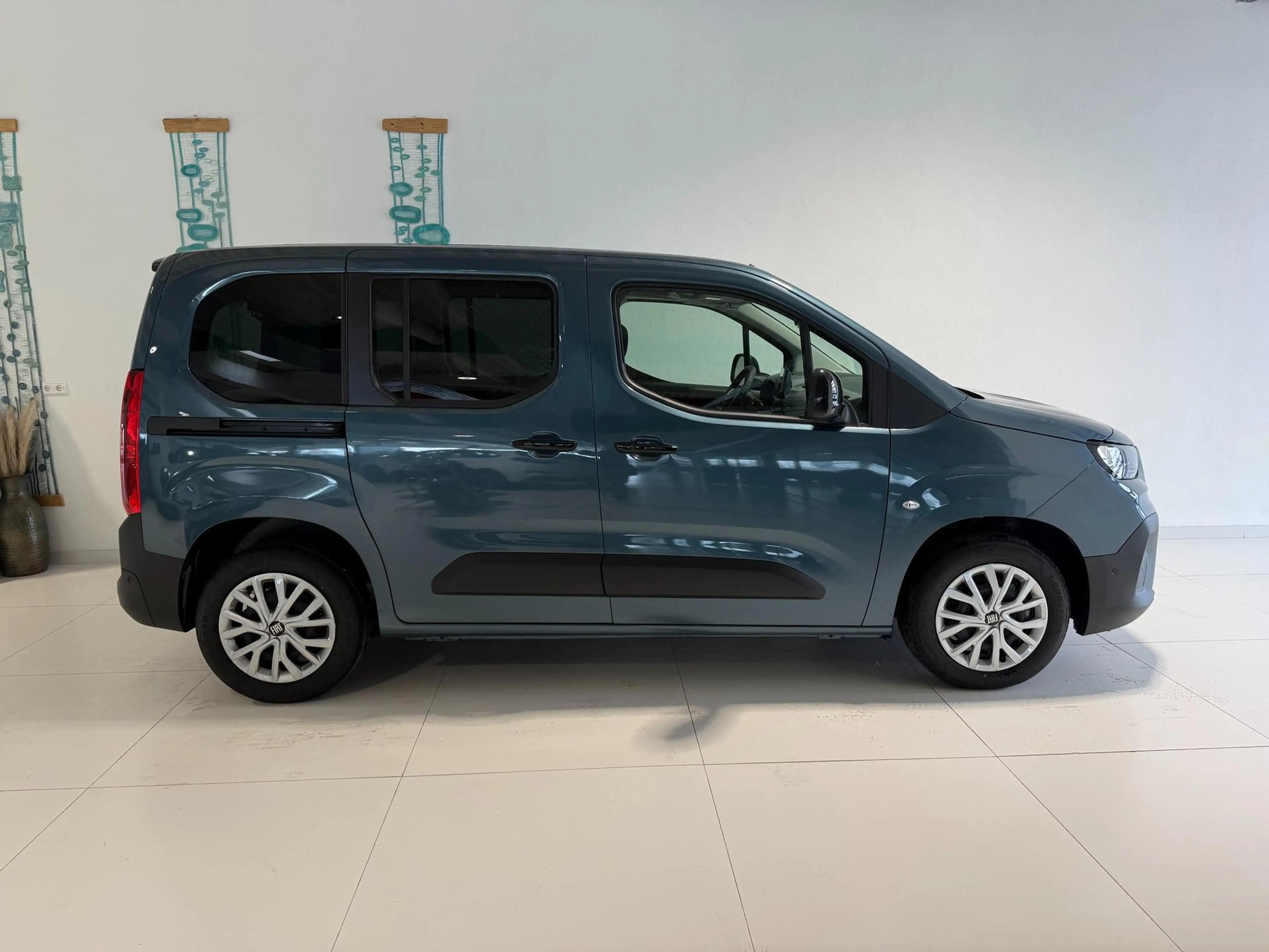 Fiat Doblo L1 1.5 MTJ 100k 6MT 75 kW (102 PS) Tech-Paket, ... — photo 4